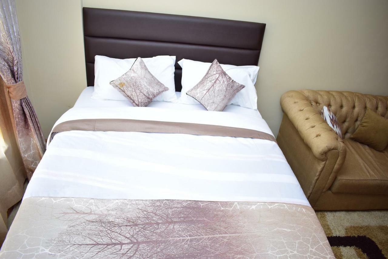 West Suites Nairobi Extérieur photo